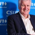 Migration: Seehofer legt Merkel beim Thema Migration Selbstkritik nahe