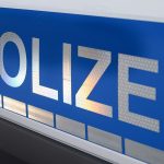 Kriminalität: 17-Jähriger schlägt Frau ins Gesicht und stiehlt Handy