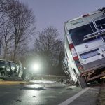 Unfälle: Auto stößt mit Wohnmobil zusammen – sechs Verletzte