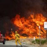 Trump besucht Hurrikan-Gebiet in North Carolina und Brandgebiete in Kalifornien